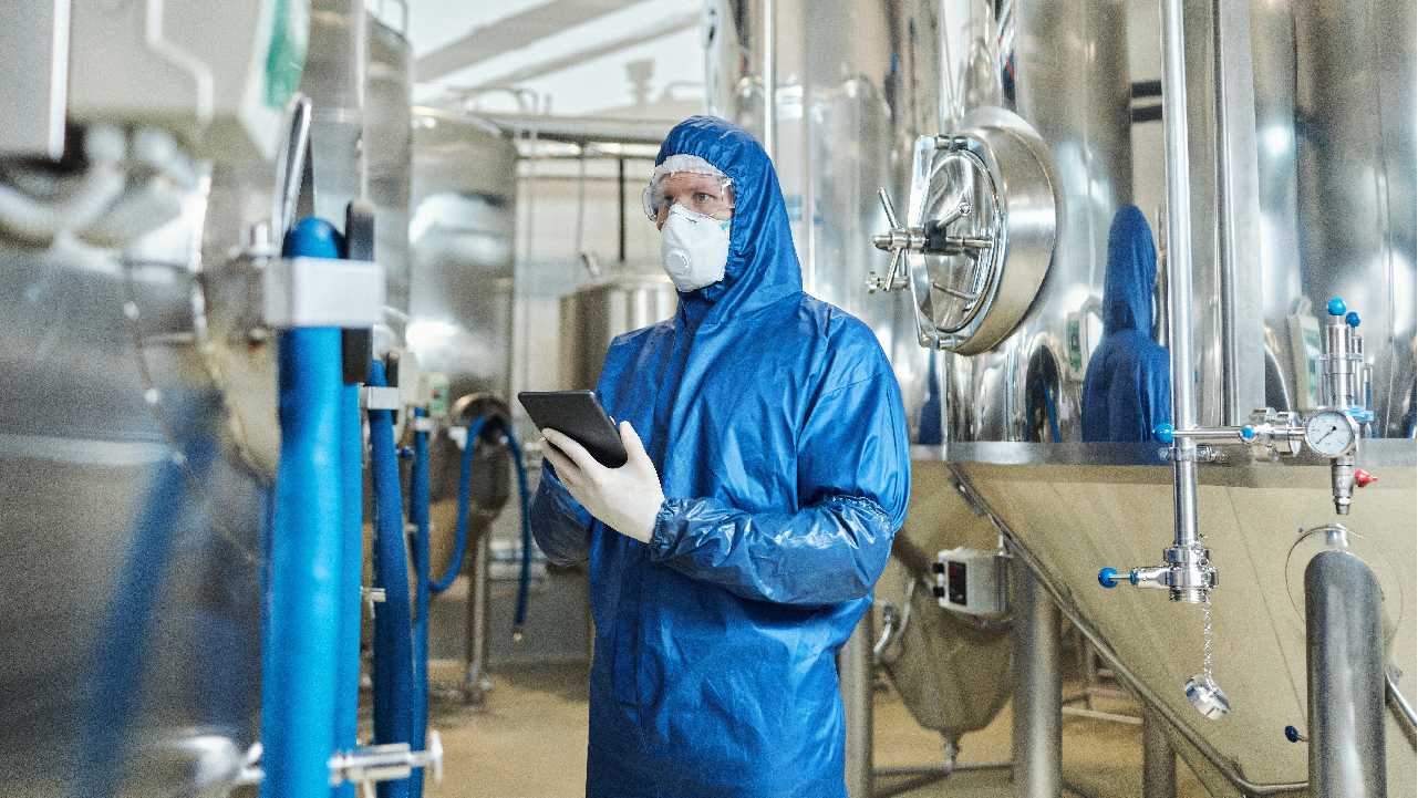 Scientist working in a pharma lab